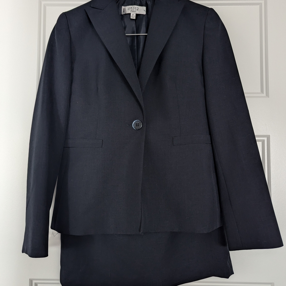 Kasper 3 Piece Navy Blue Suit Set